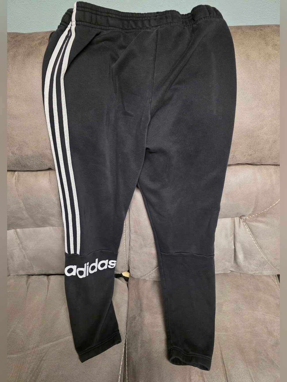 Black Adidas 3-Stripes Fleece Linear Pants Size Medium